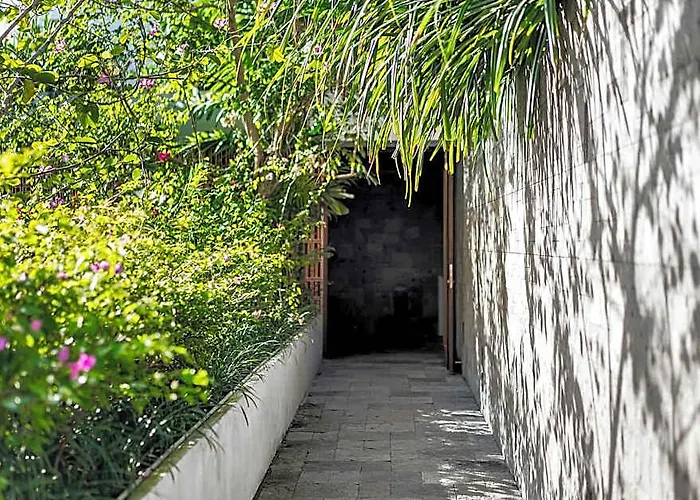Hotel Blossom Eco Luxe By Ekosistem 5*