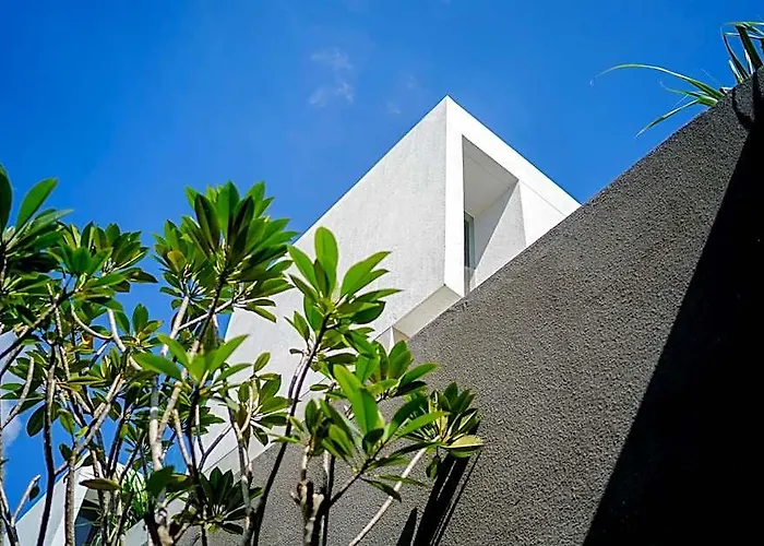 Hotel Blossom Eco Luxe By Ekosistem 5*